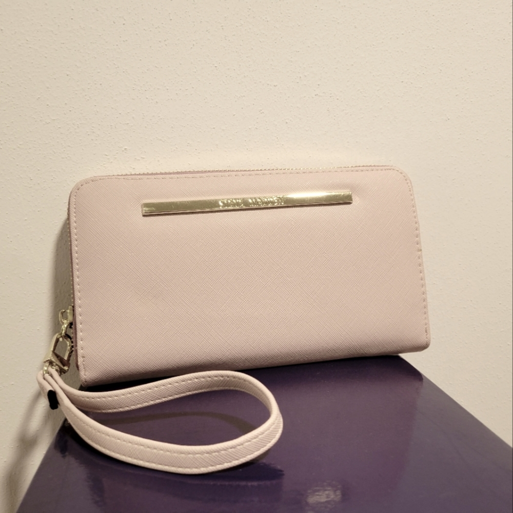Steve Madden Wristlet Wallet